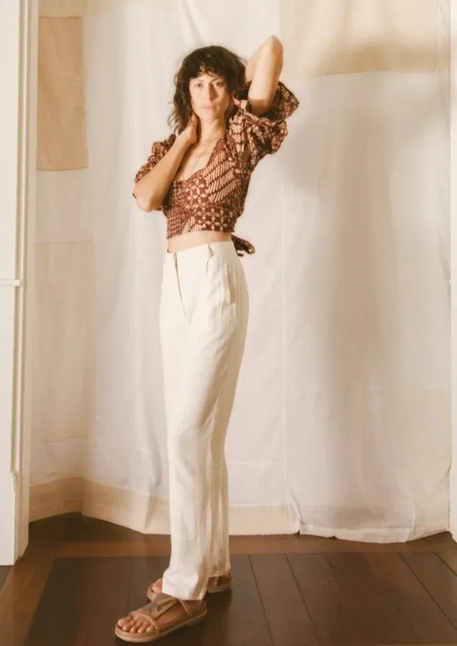 Annastasia Top Batik