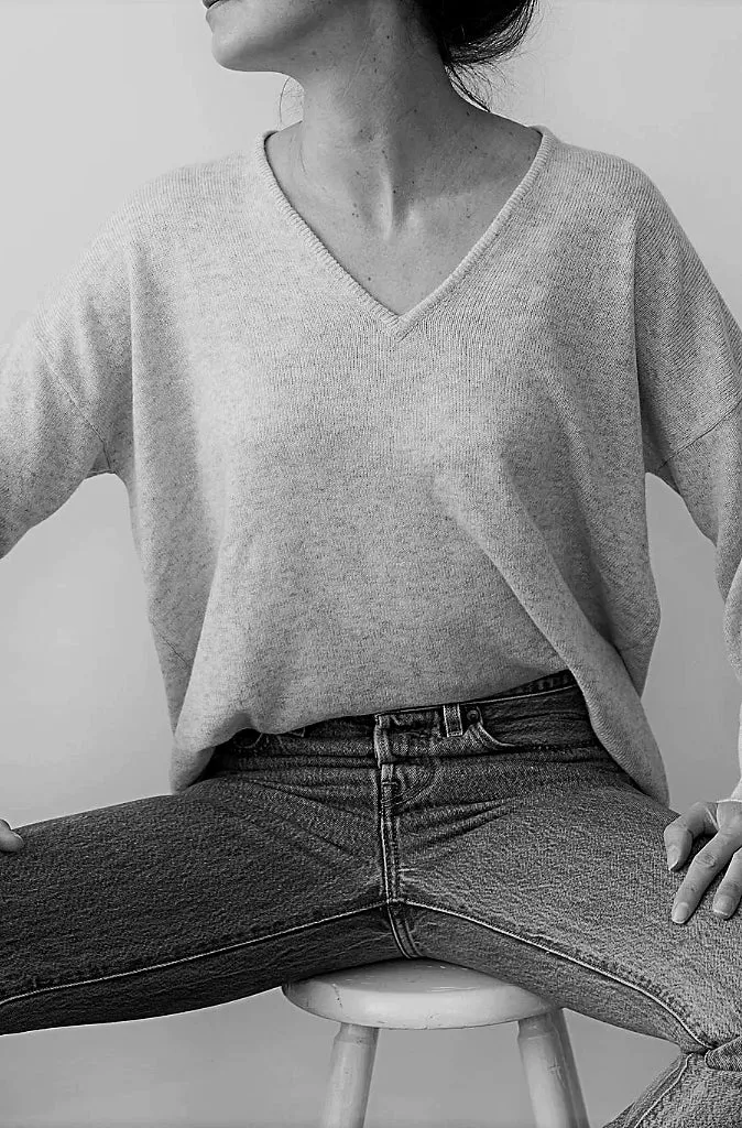 Campbell & Co. Boyfriend V Neck Sweater in Blush Pink
