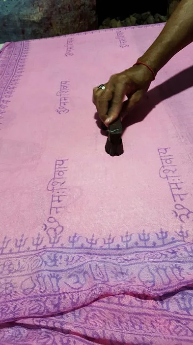 Great gift - OM Ganesha Mantra Meditation Prayer Shawl