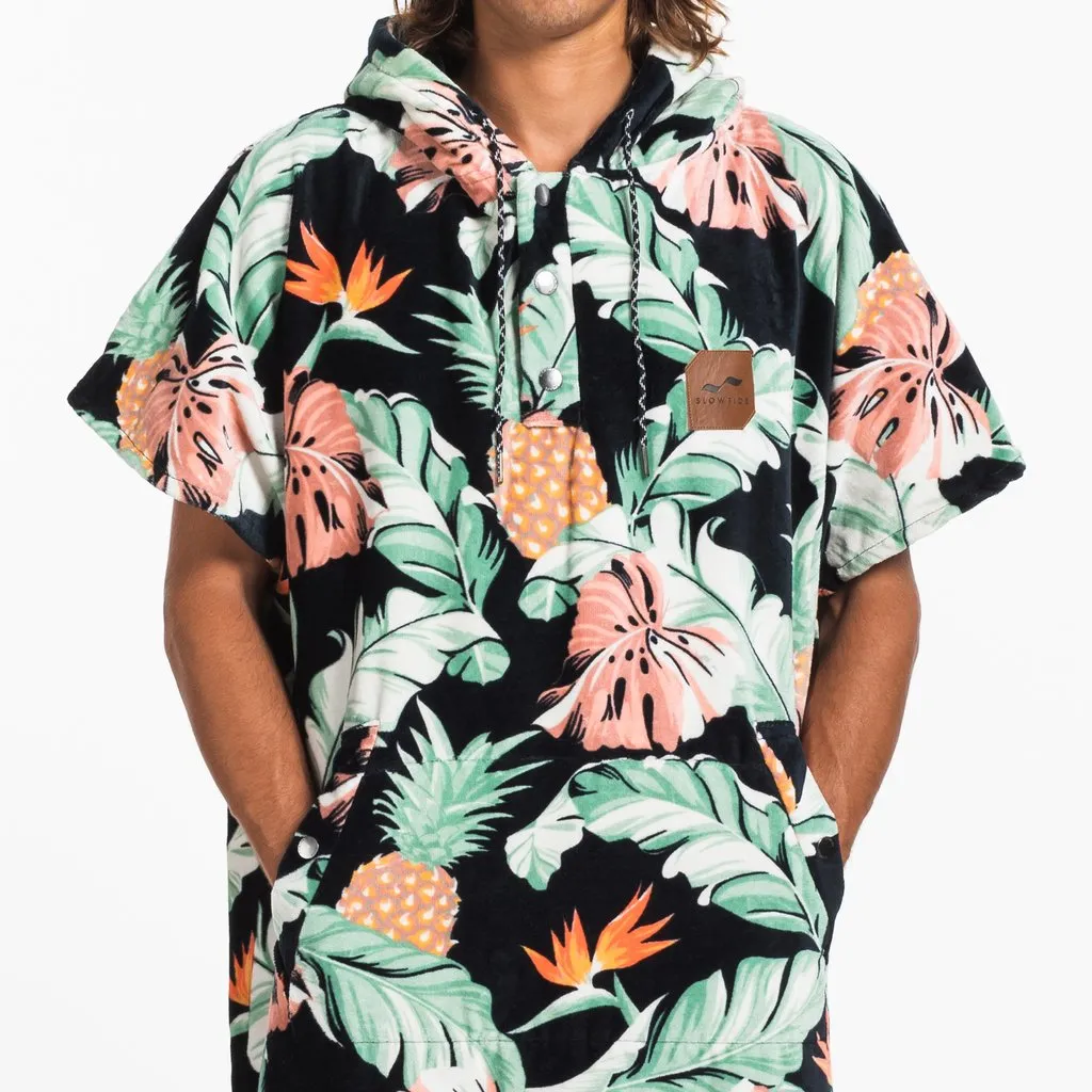 Slowtide Makai Changing Poncho-Black-LG/XL